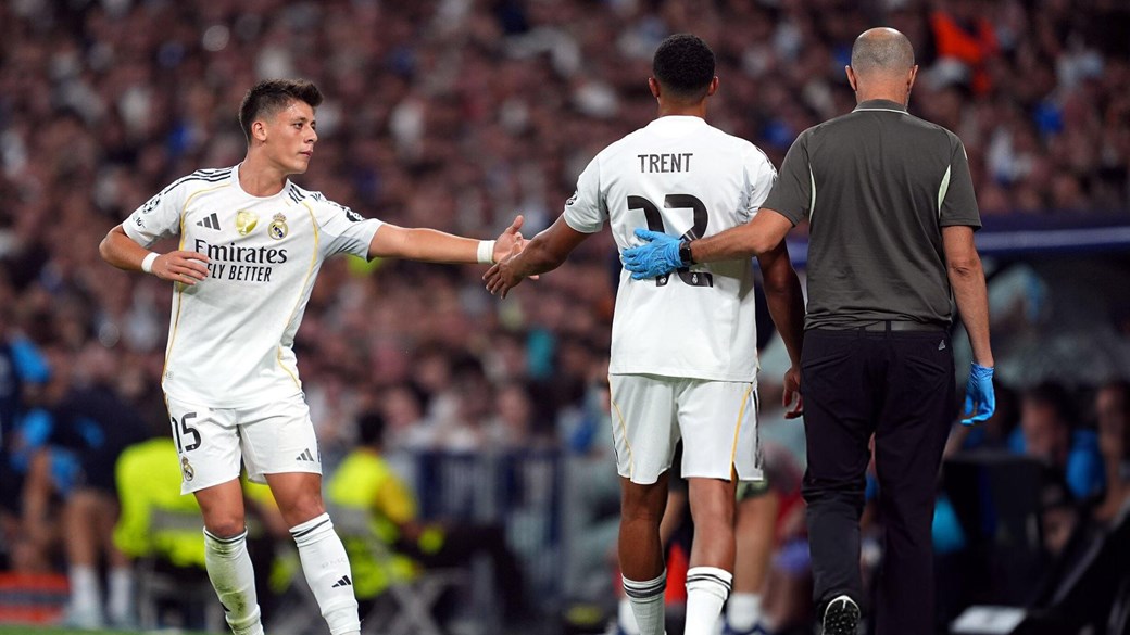 إصابة ألكسندر أرنولد تبعده شهرين عن ريال مدريد