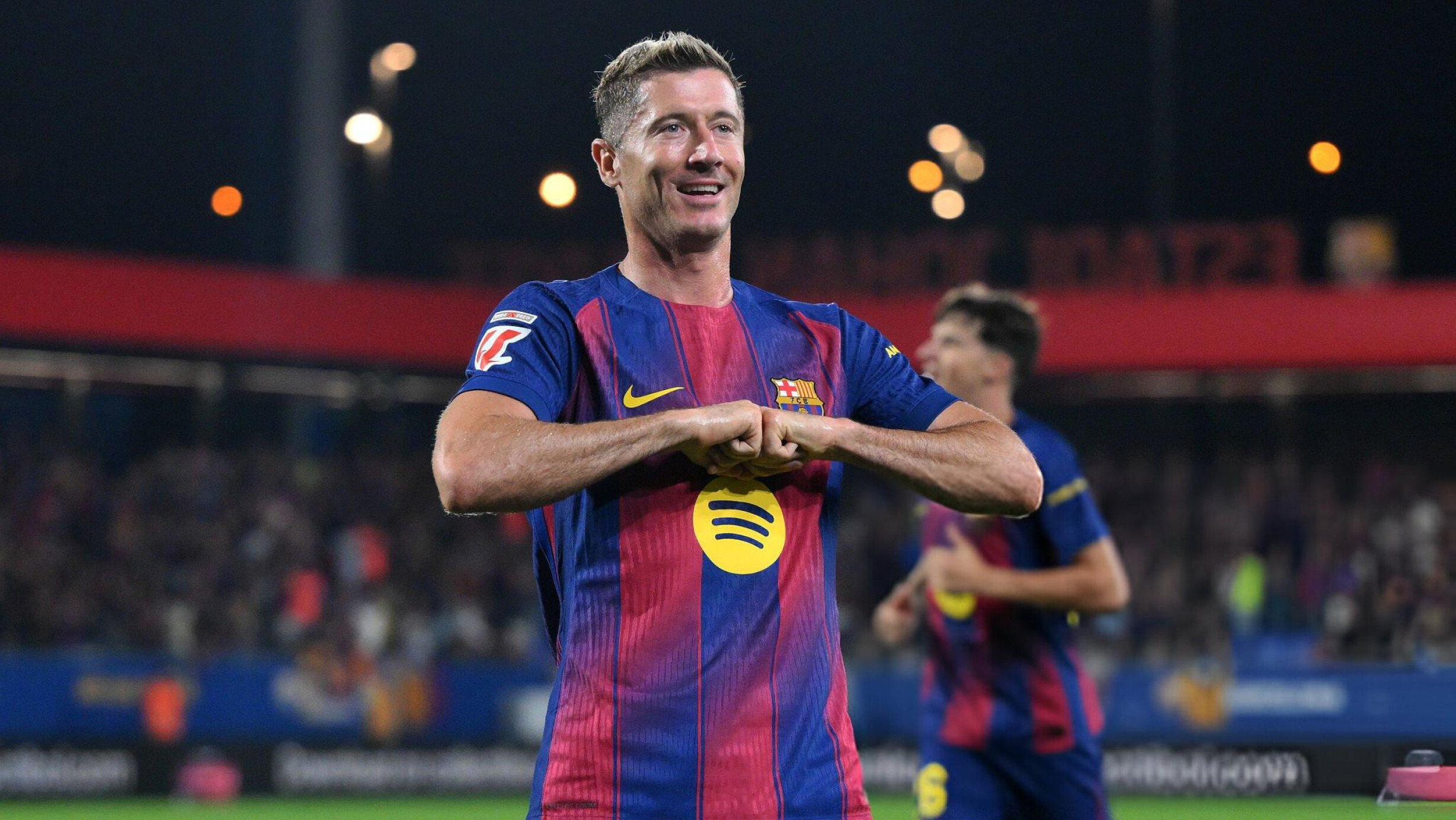 برشلونة يكتسح فالنسيا بسداسية نظيفة في الدوري الإسباني